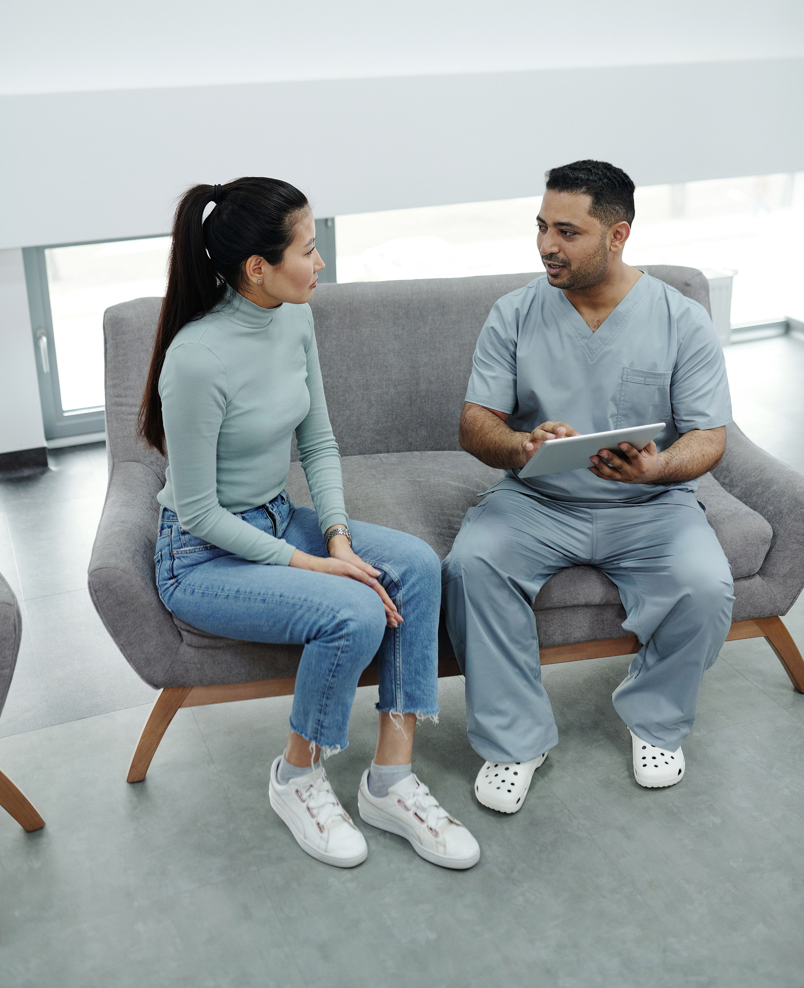 24/7 call answering support for a medical clinic